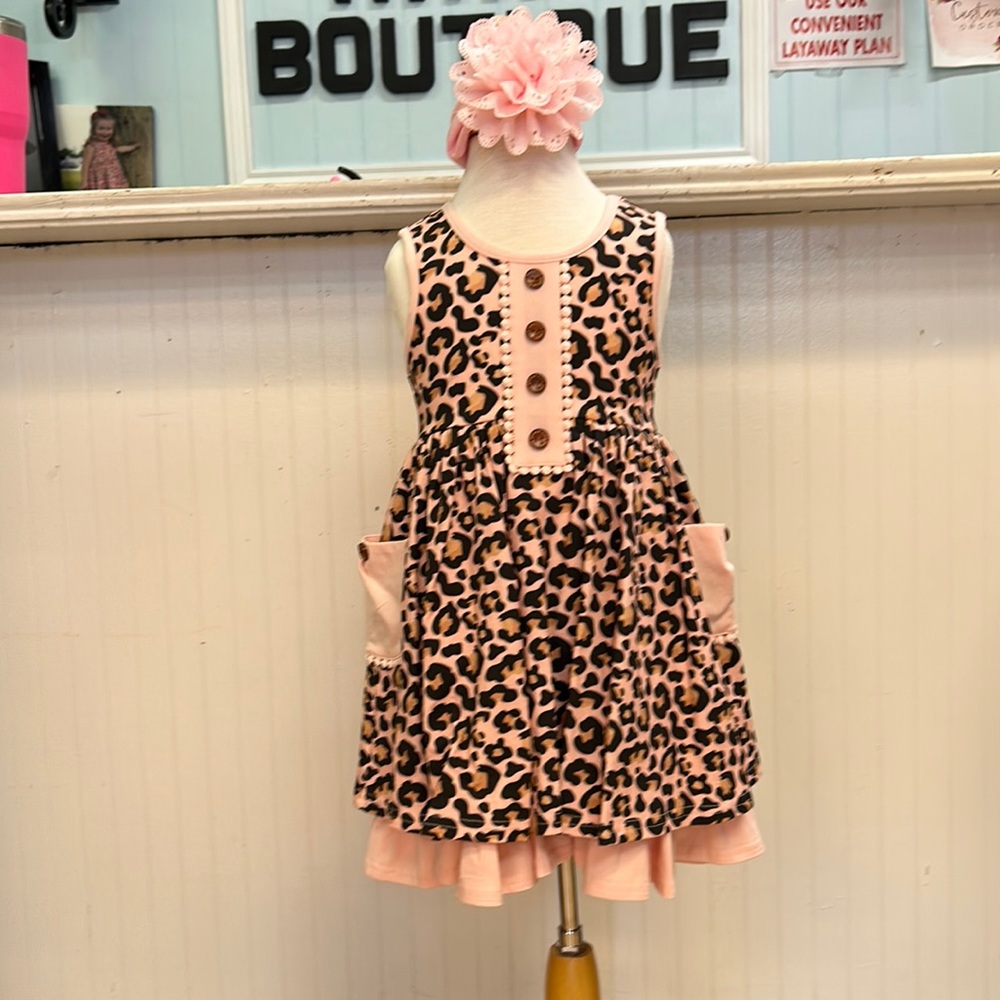 Swoon baby leopard print dress nwt